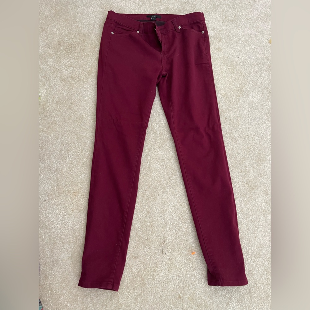 XXI. Burgundy jegging.29